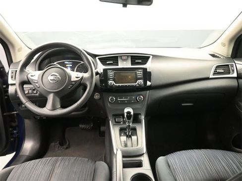 Used 2017 Nissan Sentra SV image 24