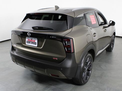 Certified 2025 Nissan Kicks SR image 16