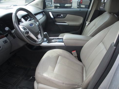 Used 2013 Ford Edge Limited AWD/4WD image 21