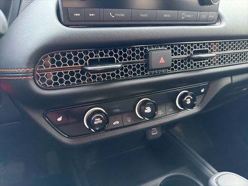 Certified 2025 Honda HR-V Sport image 29