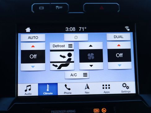 Used 2019 Ford F250 Lariat w/ Lariat Value Package image 32