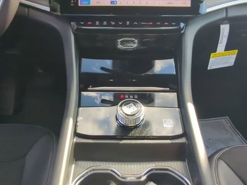 New 2026 Jeep Grand Cherokee Altitude image 21