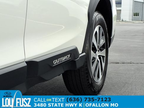Used 2025 Subaru Outback Premium w/ Popular Package #1A AWD/4WD image 33