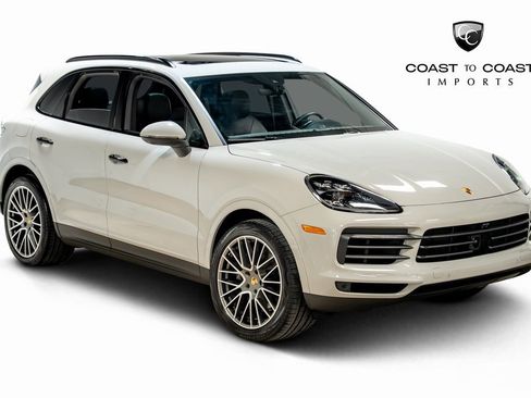 Used 2022 Porsche Cayenne S Platinum image 1