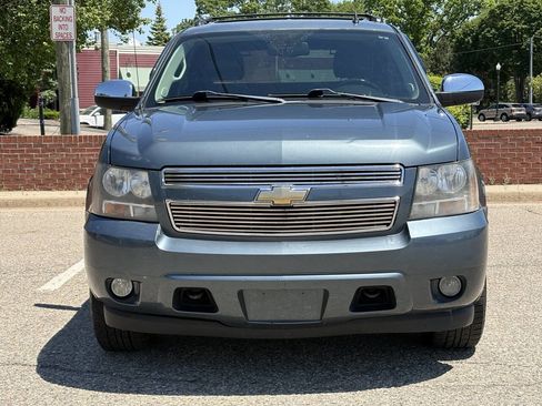 Used 2011 Chevrolet Avalanche LT w/ Luxury Package AWD/4WD image 5