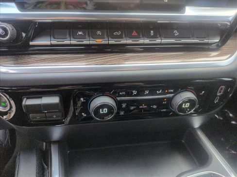 Used 2026 Chevrolet Silverado 1500 LT Trail Boss w/ Convenience Package II image 15