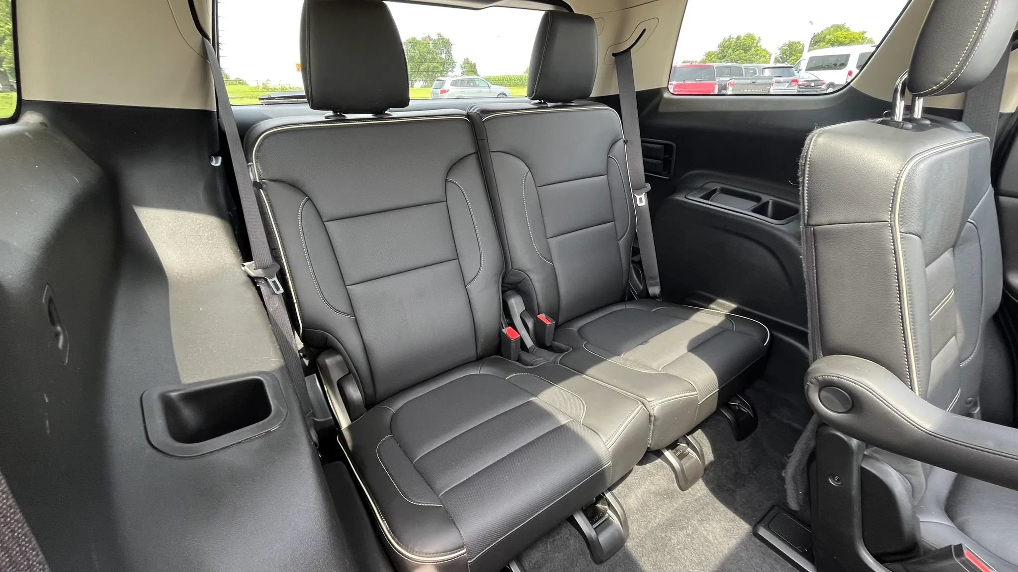 Used 2019 GMC Acadia Denali w/ LPO, Floor Liner Package AWD/4WD image 12