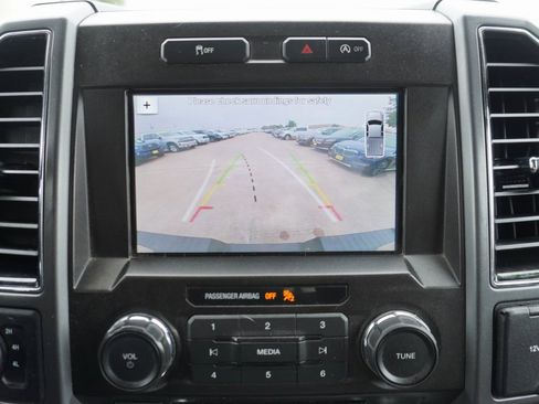 Used 2018 Ford F150 XLT w/ Equipment Group 302A Luxury image 15