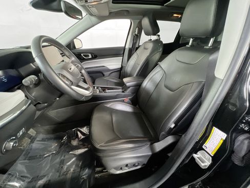 Used 2022 Jeep Compass Limited w/ Elite Group image 22