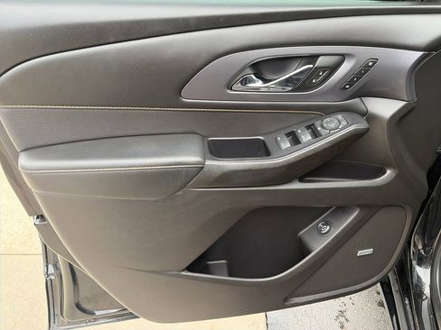 Certified 2021 Chevrolet Traverse Premier w/ Redline Edition image 28