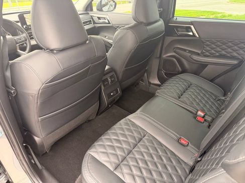 Used 2022 Mitsubishi Outlander SEL AWD/4WD image 32