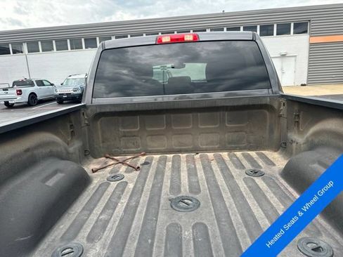 Used 2023 RAM 2500 Big Horn w/ Night Edition AWD/4WD image 7
