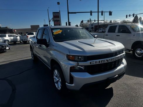 Used 2022 Chevrolet Silverado 1500 Custom w/ Safety Confidence Package image 7
