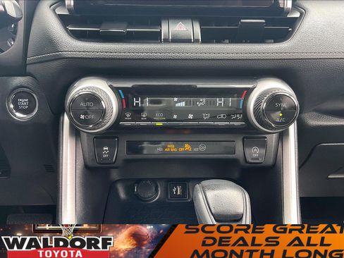Used 2024 Toyota RAV4 XLE image 37