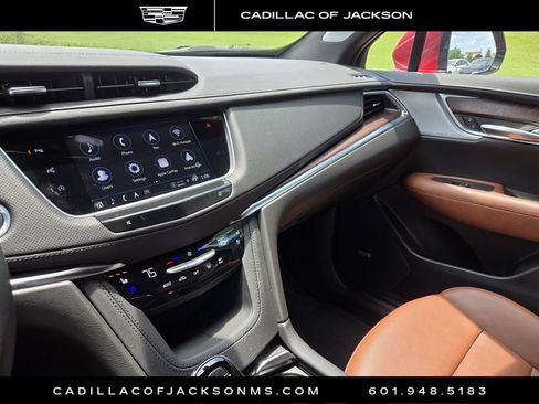 New 2026 Cadillac XT5 Premium Luxury w/ Driver Assist Package AWD/4WD image 13