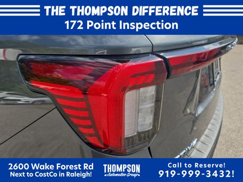 Used 2025 Ford Explorer Active RWD image 34