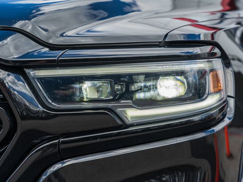 Certified 2022 RAM 1500 Limited w/ Night Edition AWD/4WD image 17
