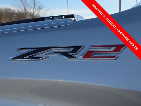 Used 2022 Chevrolet Silverado 1500 ZR2 w/ Technology Package image 8