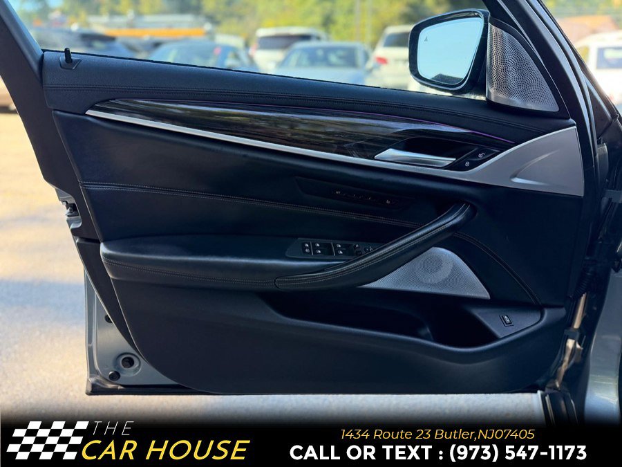 Used 2017 BMW 540i RWD image 16