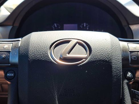 Used 2017 Lexus GX 460 Premium w/ Premium Package AWD/4WD image 30