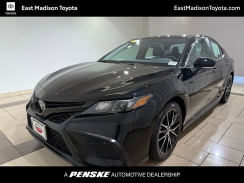 Certified 2023 Toyota Camry SE w/ Blackout Package (TMS) image 1