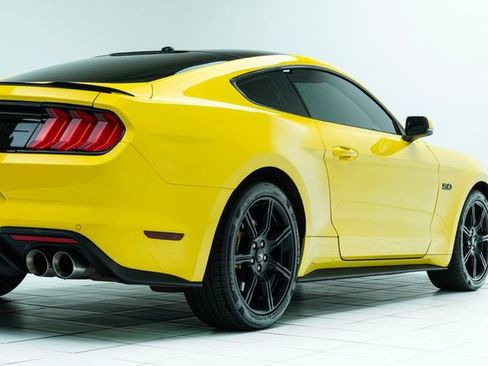 Used 2018 Ford Mustang GT Premium w/ Safe & Smart Package image 13