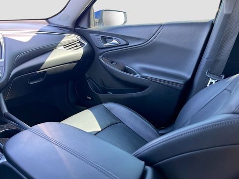 Used 2023 Chevrolet Malibu LT FWD image 25