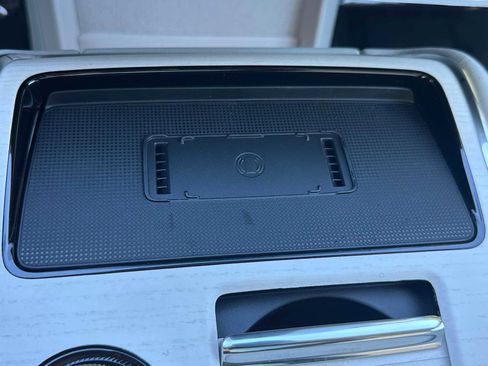 New 2025 Volvo EX90 Plus w/ Protection Package Premier image 34