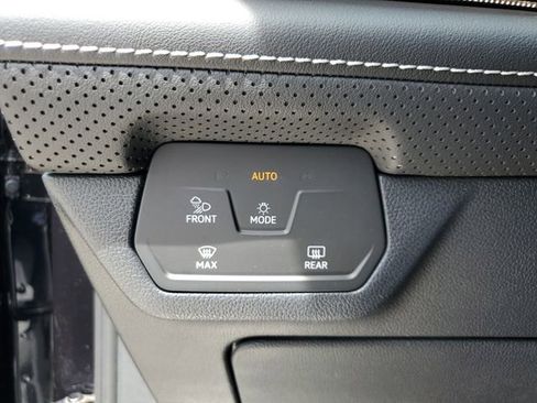 New 2026 Volkswagen Atlas Cross Sport SEL Premium R-Line AWD/4WD image 28