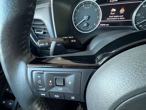 Used 2023 Nissan Rogue SV w/ SV Premium Package image 23