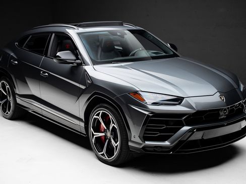 Used 2019 Lamborghini Urus AWD/4WD image 40