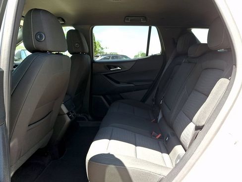 Used 2025 Chevrolet Equinox LT FWD image 10