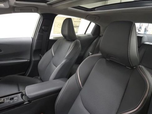 New 2026 Toyota Prius Limited AWD/4WD image 19