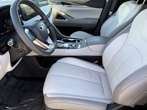 Certified 2026 INFINITI QX60 Luxe FWD image 28