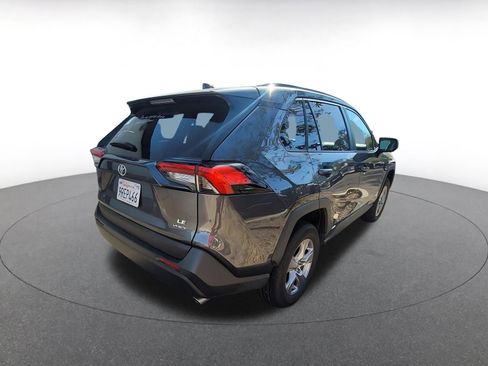 Used 2025 Toyota RAV4 LE image 7