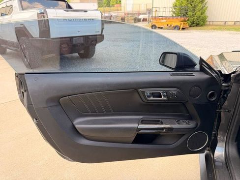 Used 2015 Ford Mustang GT Premium w/ Equipment Group 401A RWD image 14