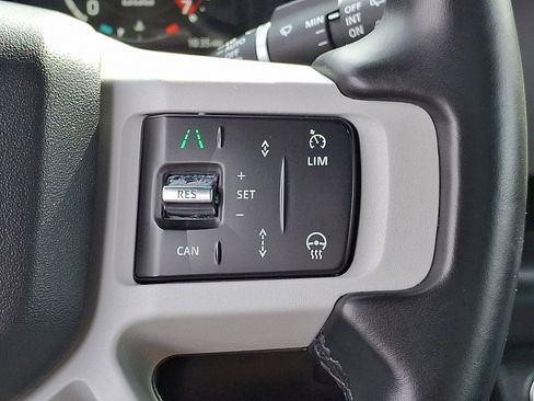 Used 2024 Land Rover Defender 90 S image 23