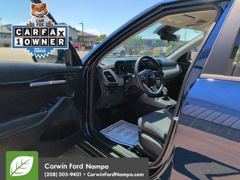 Used 2026 Kia Seltos LX AWD/4WD image 9
