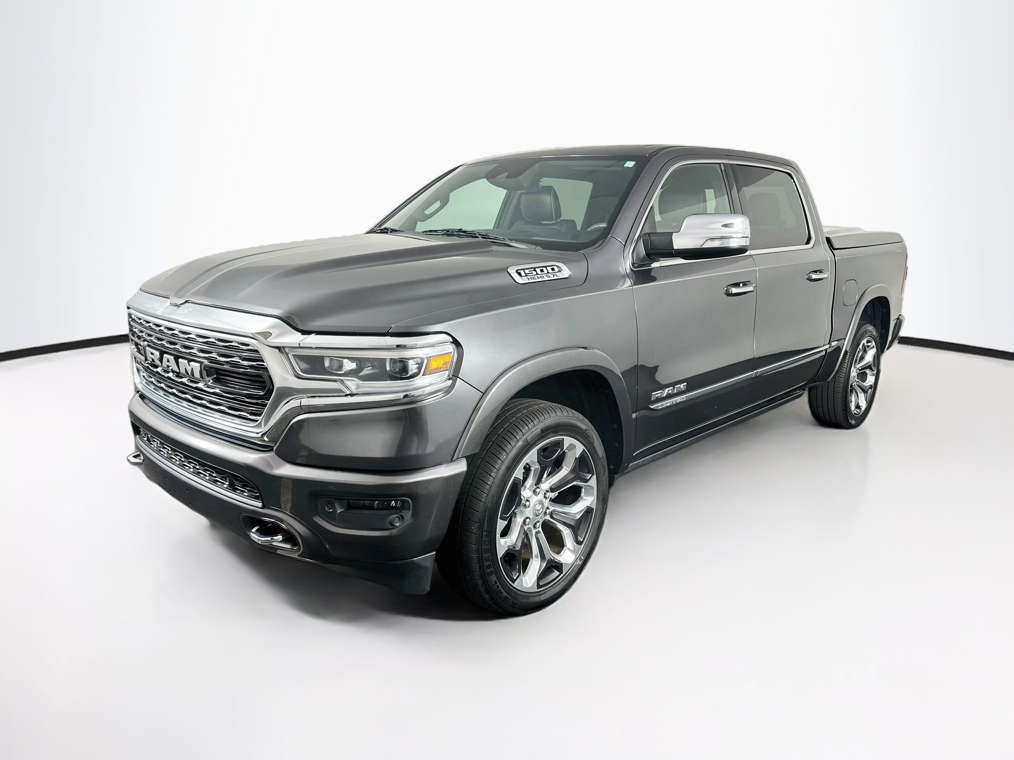 Used 2020 RAM 1500 Limited RWD image 3