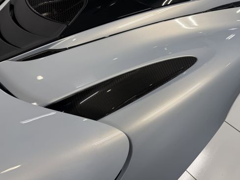 Used 2018 McLaren 720S RWD image 6