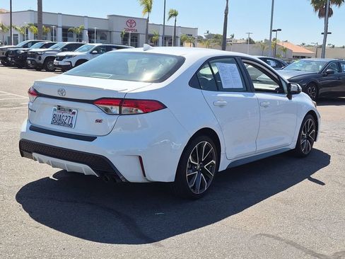 Used 2021 Toyota Corolla SE w/ SE Premium Package FWD image 8