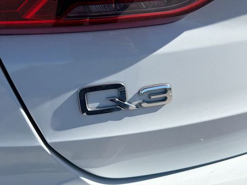 Used 2020 Audi Q3 2.0T Premium Plus w/ Premium Plus Package image 11