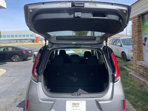 Used 2025 Kia Soul LX w/ LX Technology Package image 29