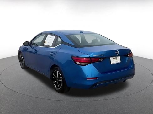 Used 2025 Nissan Sentra SV image 11