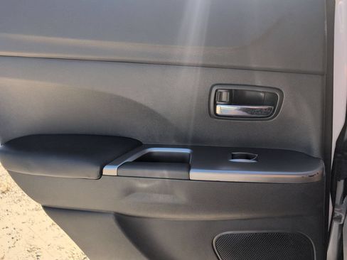 Used 2025 Mitsubishi Outlander Sport SE AWD/4WD image 26