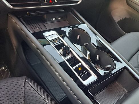 New 2026 Volkswagen Atlas Cross Sport SE image 10