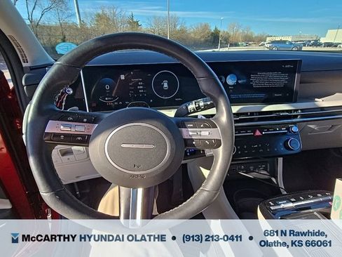 Used 2025 Hyundai Tucson Limited AWD/4WD image 6