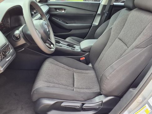 Used 2025 Honda Accord LX image 23