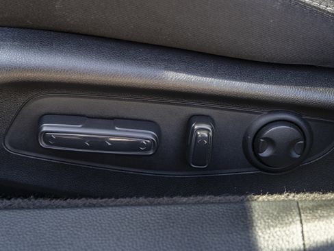 Certified 2024 Honda Accord EX image 40