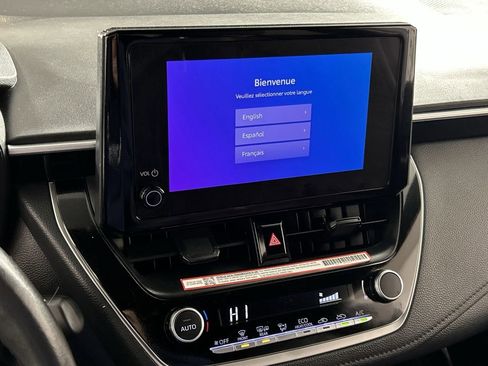 Used 2025 Toyota Corolla SE image 17